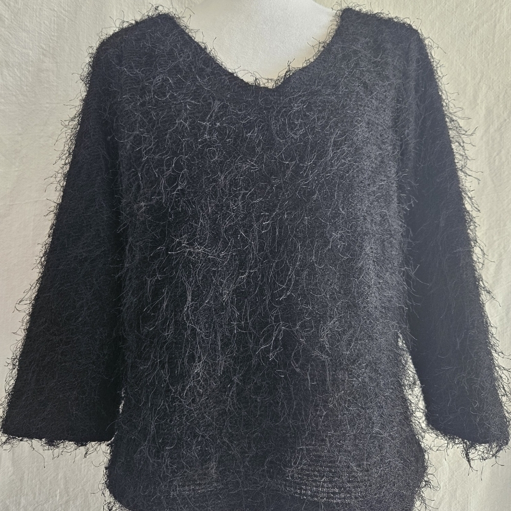 VTG FL Malik Womens Sweater Sz L Black Eyelash/Fuzzy Texture Goth Whimsigoth USA